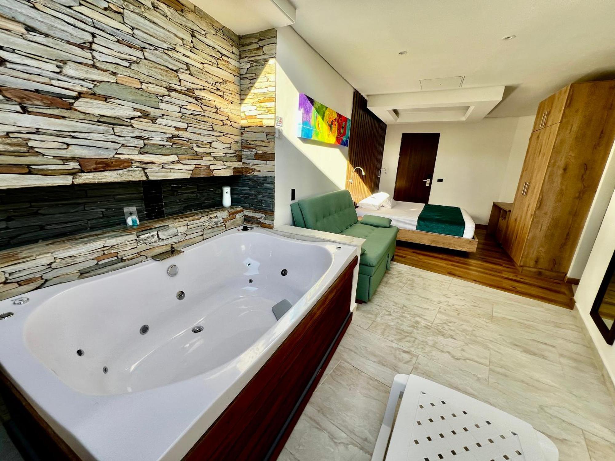 Hotel Toscana Oriente Rionegro Bagian luar foto