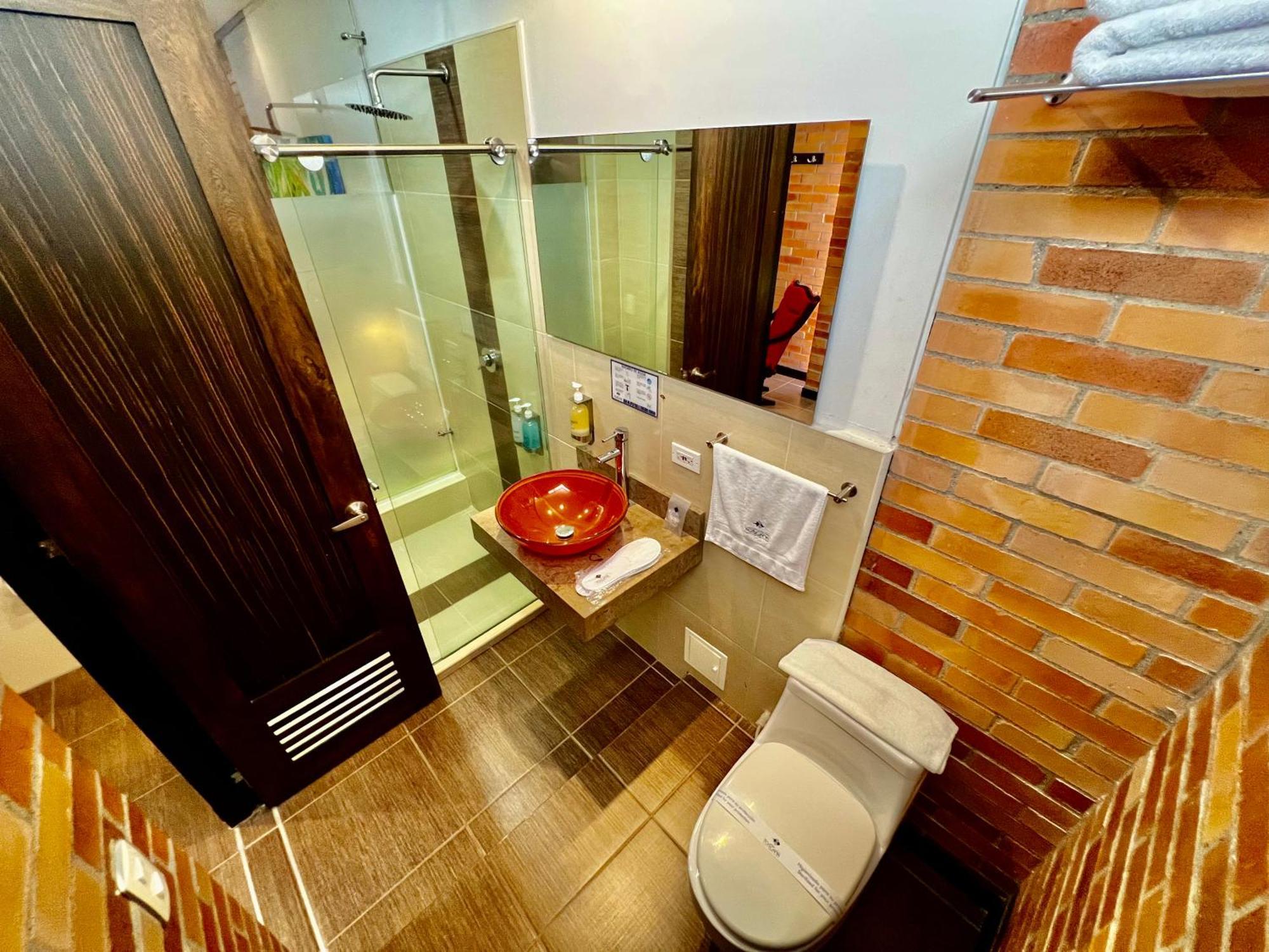 Hotel Toscana Oriente Rionegro Bagian luar foto
