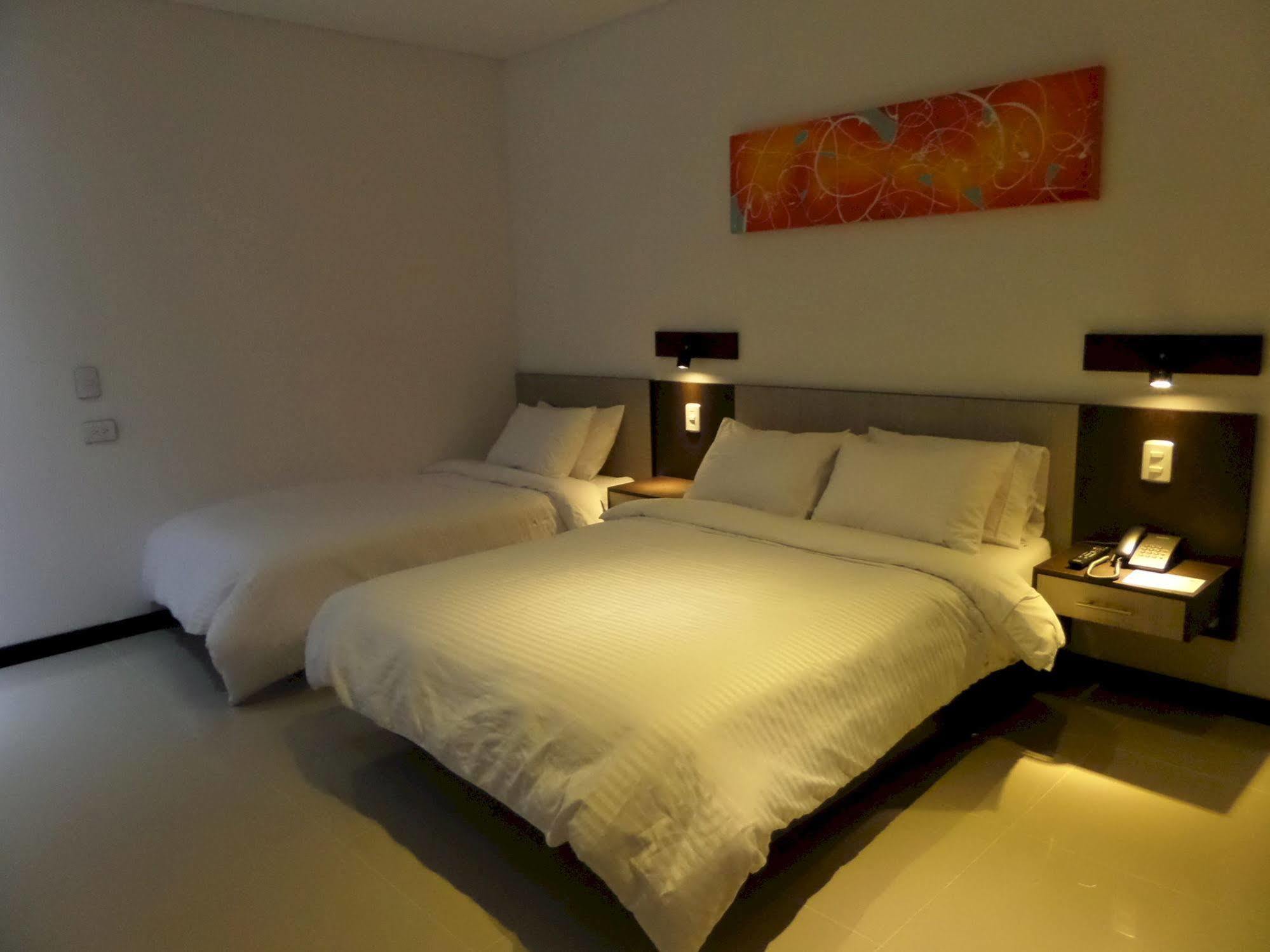 Hotel Toscana Oriente Rionegro Bagian luar foto